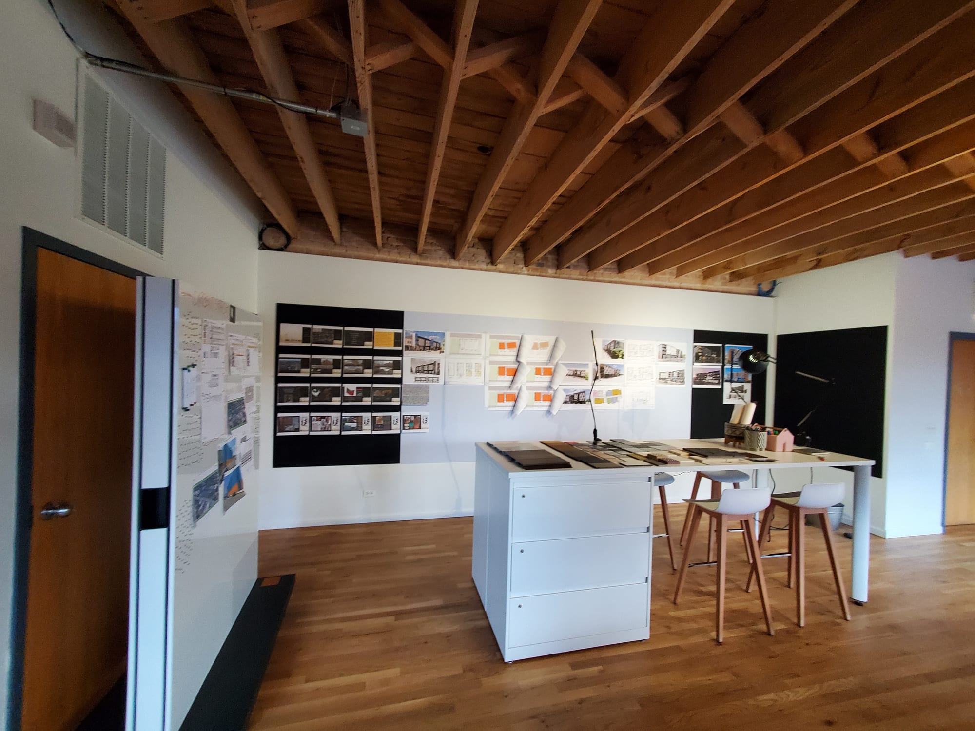 Commercial interior by iJ Design Studio