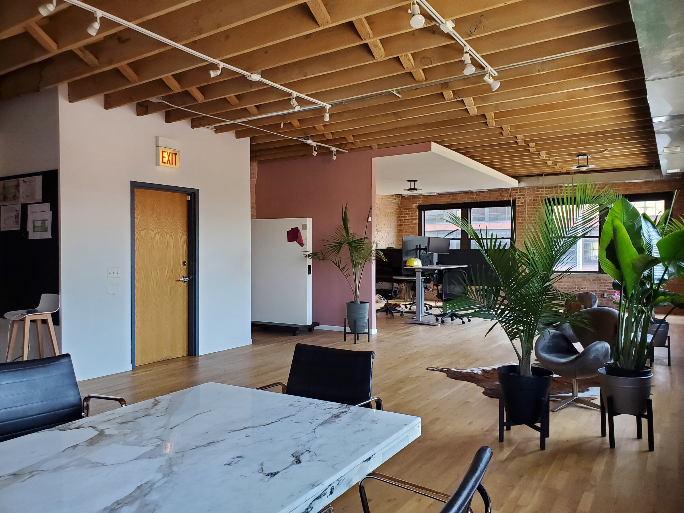 Residential interior by iJ Design Studio